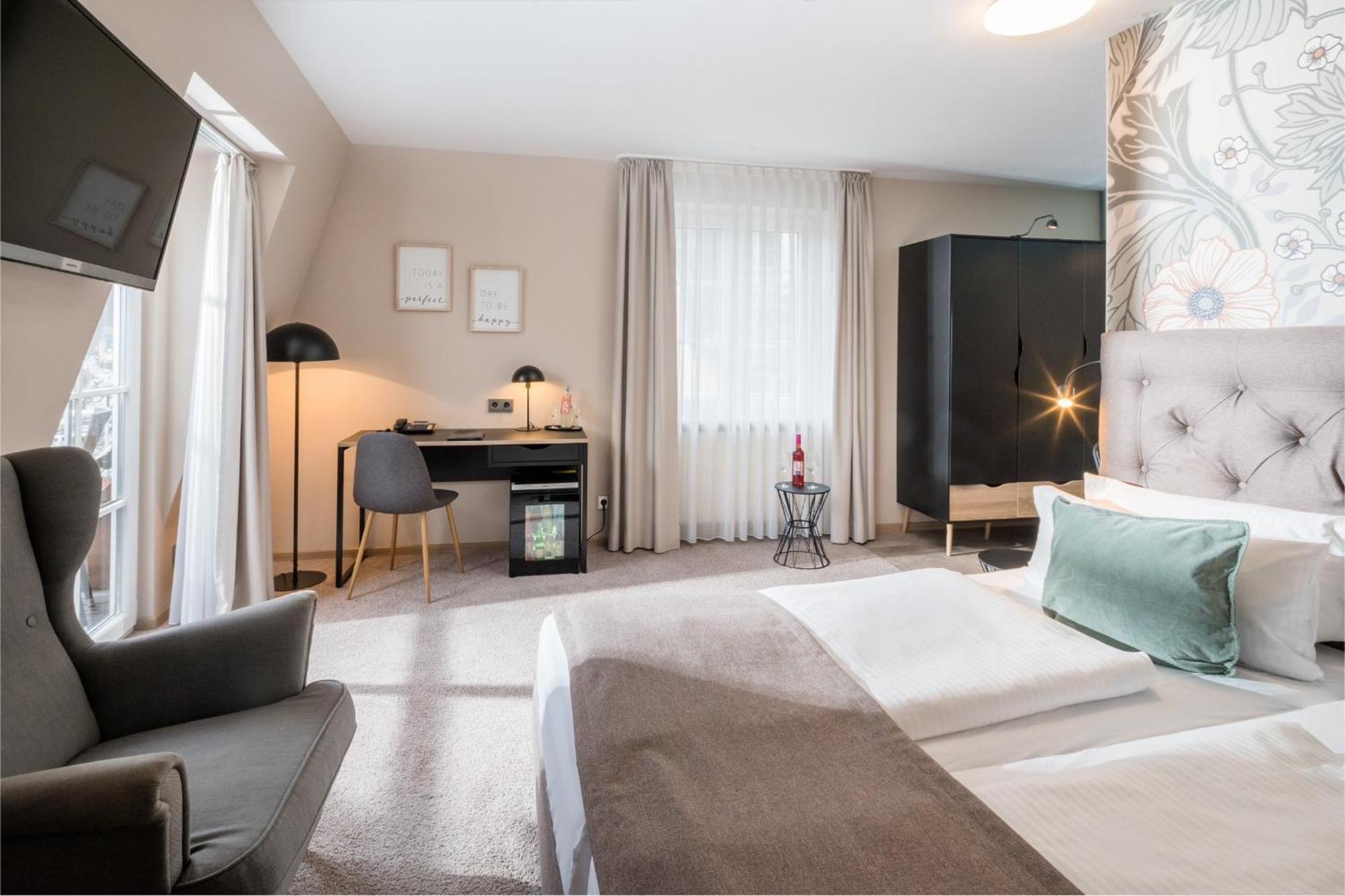 Hotel Germania Кохем Экстерьер фото