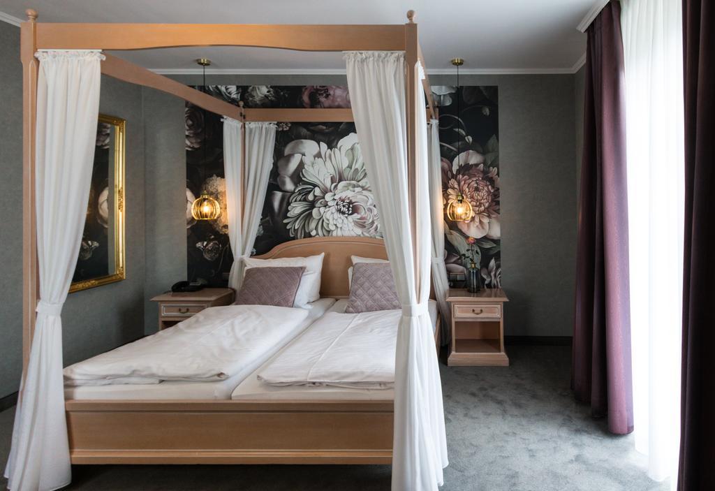 Hotel Germania Кохем Экстерьер фото