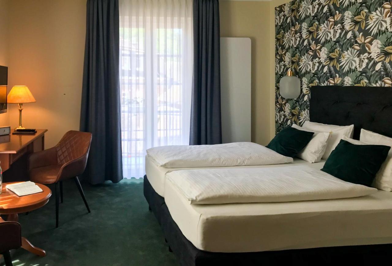 Hotel Germania Кохем Экстерьер фото